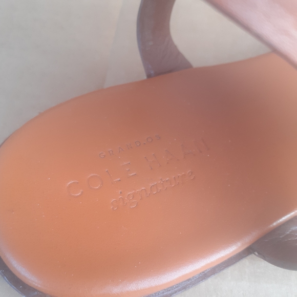 LeatherSandal COLE HAAN Barra Snake embossed LEATHER Minimalist Greek Sandal 9 - Picture 7 of 9